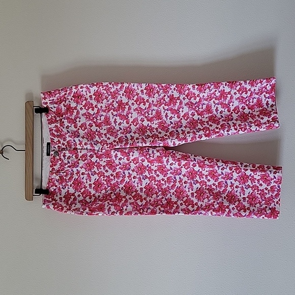 Lands' End Pink Floral Cropped Chinos Size 10 / Fit 2 - Picture 1 of 6